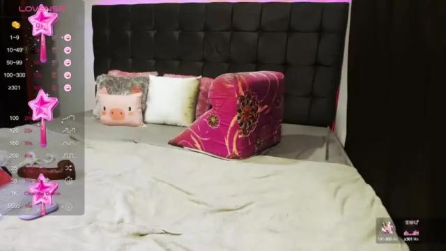 Image 7 of lovely_violet13 Stream on Chaturbate on 13 months ago