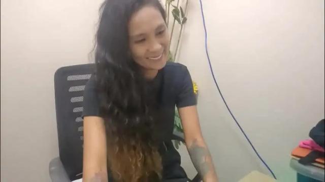 Image 6 of lovelyakeesha Stream on Chaturbate on 15 days ago