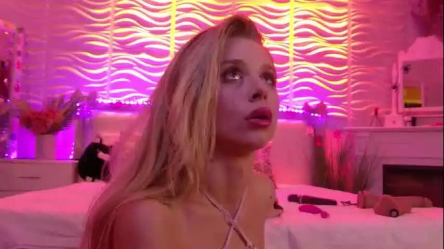 Image 12 of lovelyanais_ Stream on Chaturbate on 4 months ago