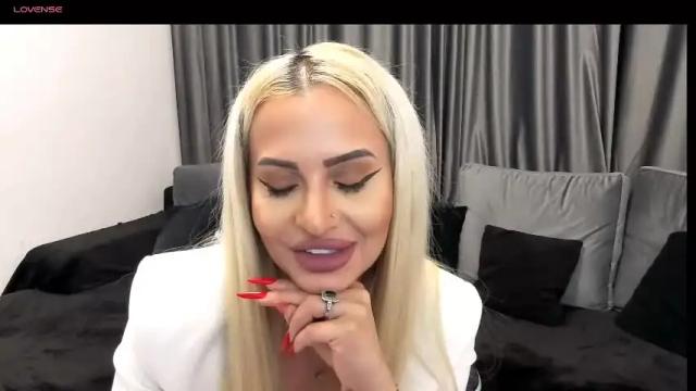 Thumbnail 2, lovelyblondyxxx's Stream at Chaturbate, 2 months ago