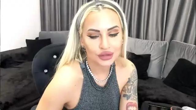 Image 11 of lovelyblondyxxx Stream on Chaturbate on 2 months ago