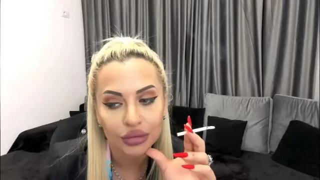 Thumbnail 1, lovelyblondyxxx's Stream at Chaturbate, 2 months ago