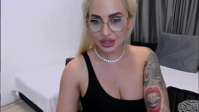 Image 6 of lovelyblondyxxx Stream on Chaturbate on 7 days ago