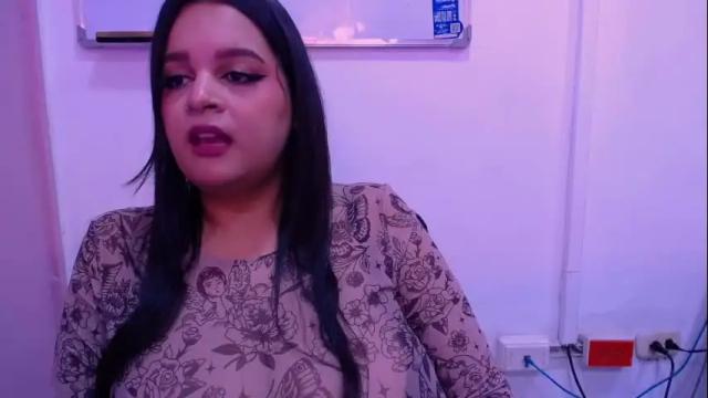 Image 3 of lovelyfreaky Stream on Chaturbate on 21 days ago