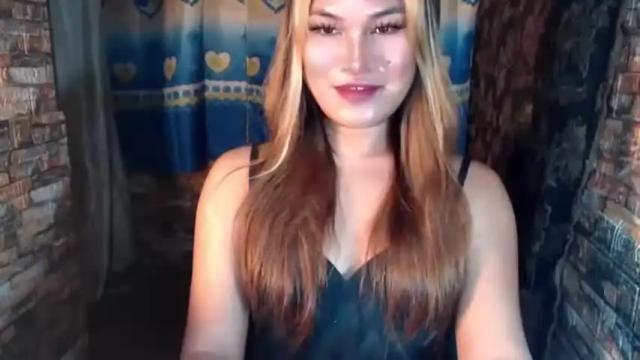 Image 2 of lovelyfuckingdom_12 Stream on Chaturbate on 15 months ago