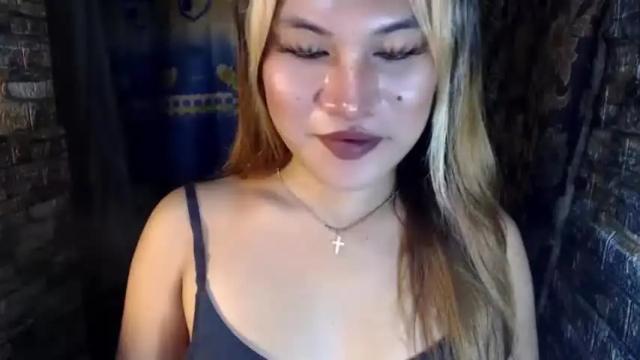 Image 6 of lovelyfuckingdom_12 Stream on Chaturbate on 13 months ago