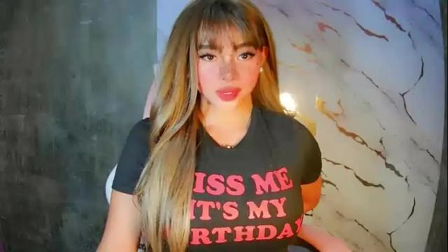 Image 4 of lovelykayleexx Stream on Chaturbate on 19 days ago