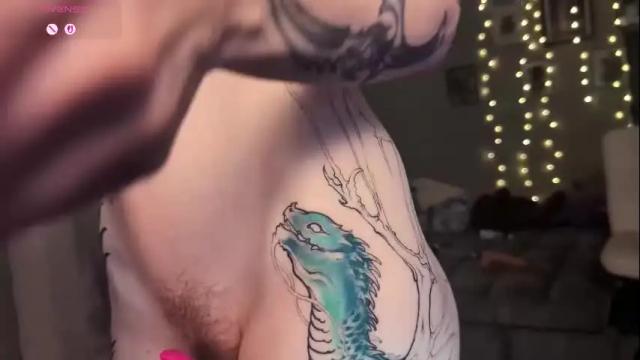 Image 2 of lovelylittlelucyy Stream on Chaturbate on 2 months ago