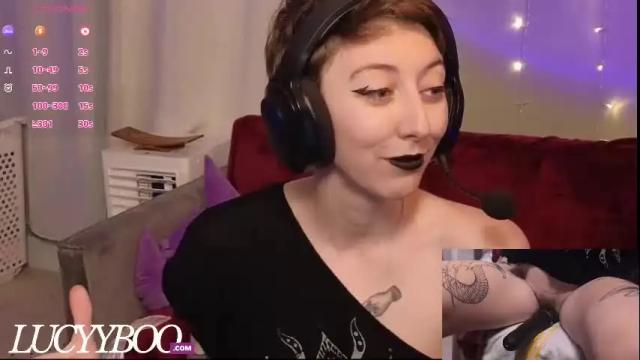 Image 12 of lovelylittlelucyy Stream on Chaturbate on 2 months ago