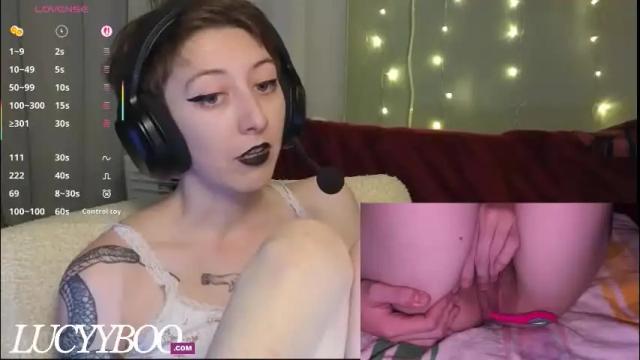 Image 7 of lovelylittlelucyy Stream on Chaturbate on 2 months ago