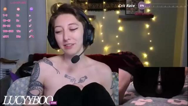 Image 2 of lovelylittlelucyy Stream on Chaturbate on 1 month ago