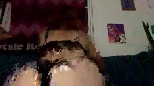 Image 2 of lovelylyse Stream on Chaturbate on 5 months ago