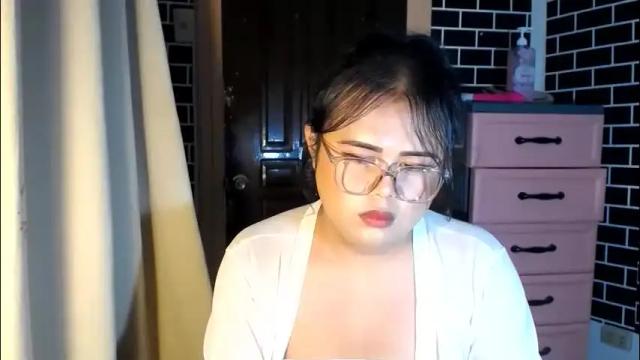 Thumbnail 3, lovelypinaychubsx's Stream at Chaturbate, 2 months ago