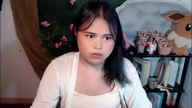 Image 12 of lovelypinaychubsx Stream on Chaturbate on 2 months ago