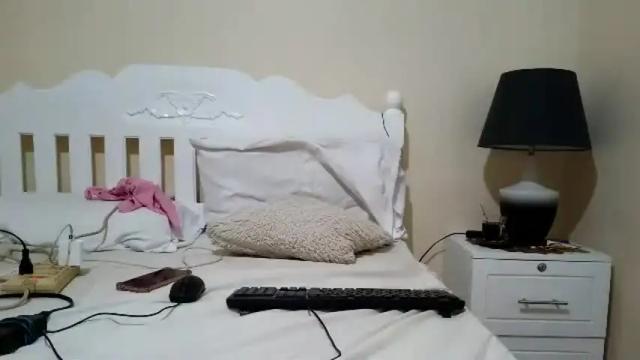 Image 2 of lovelyquey Stream on Chaturbate on 1 month ago