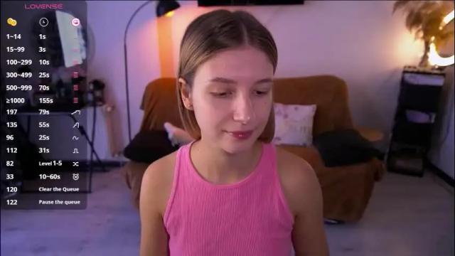 Image 8 of lovelyspacee Stream on Chaturbate on 2 months ago