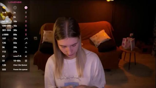 Image 11 of lovelyspacee Stream on Chaturbate on 2 months ago