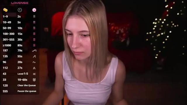 Image 10 of lovelyspacee Stream on Chaturbate on 6 days ago