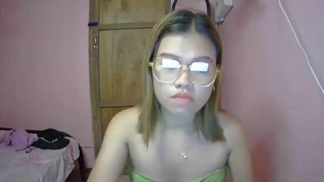Image 7 of lovemae352295 Stream on Chaturbate on 1 month ago