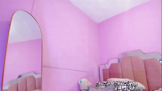 Image 2 of lovequeen02 Stream on Chaturbate on 12 days ago
