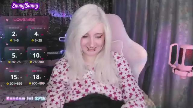 Image 2 of lover_emmy Stream on Chaturbate on 5 months ago