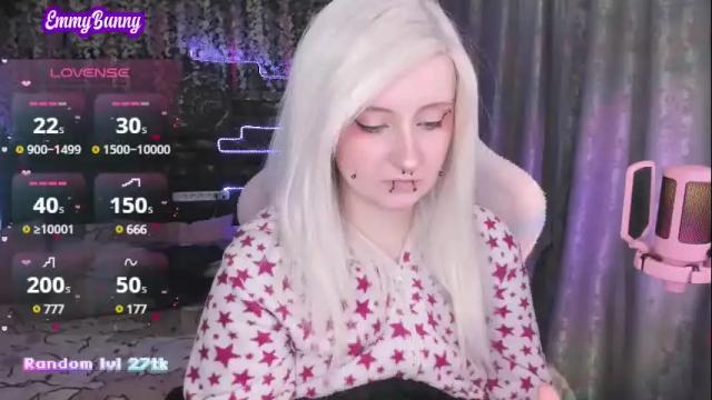 Image 4 of lover_emmy Stream on Chaturbate on 5 months ago