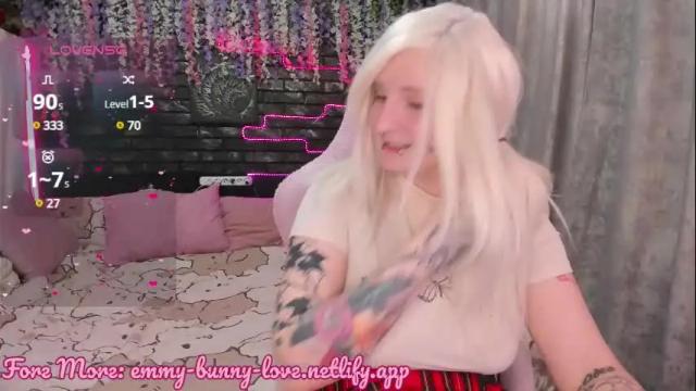 Image 2 of lover_emmy Stream on Chaturbate on 5 months ago