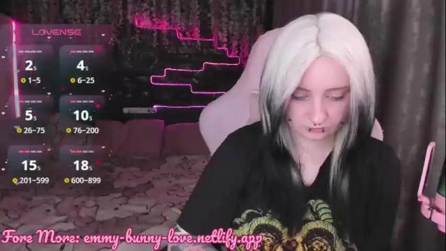 Image 12 of lover_emmy Stream on Chaturbate on 5 months ago