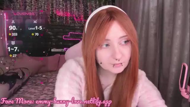 Image 2 of lover_emmy Stream on Chaturbate on 5 months ago