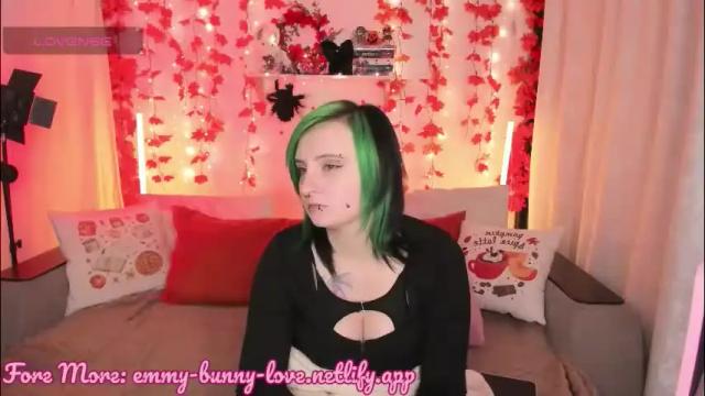 Image 7 of lover_emmy Stream on Chaturbate on 23 days ago