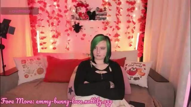 Image 8 of lover_emmy Stream on Chaturbate on 23 days ago