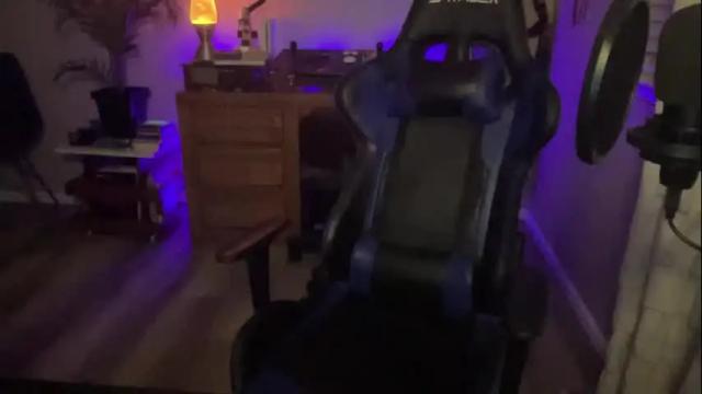 Image 7 of loverduckyy Stream on Chaturbate on 1 month ago
