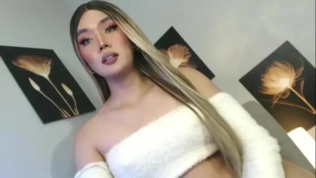 Image 11 of lovers_moon22 Stream on Chaturbate on 11 days ago