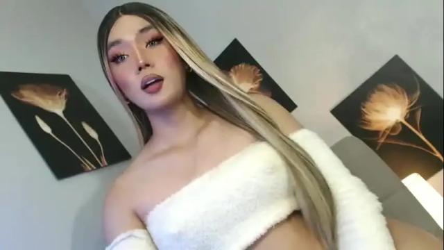 Image 4 of lovers_moon22 Stream on Chaturbate on 11 days ago