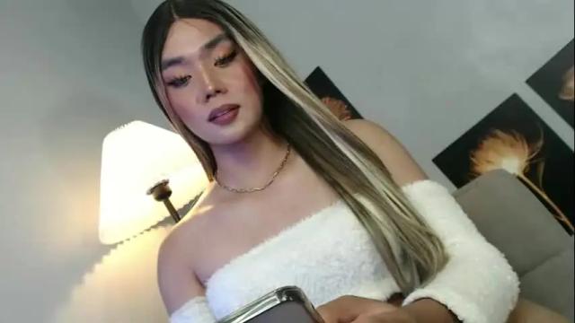 Image 12 of lovers_moon22 Stream on Chaturbate on 2 days ago