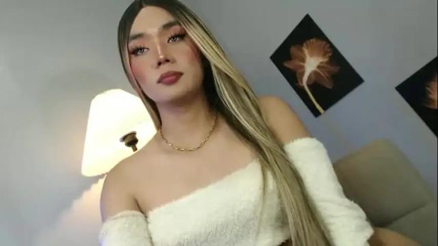 Image 3 of lovers_moon22 Stream on Chaturbate on 1 month ago