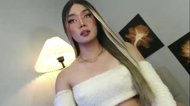 Image 3 of lovers_moon22 Stream on Chaturbate on 12 days ago