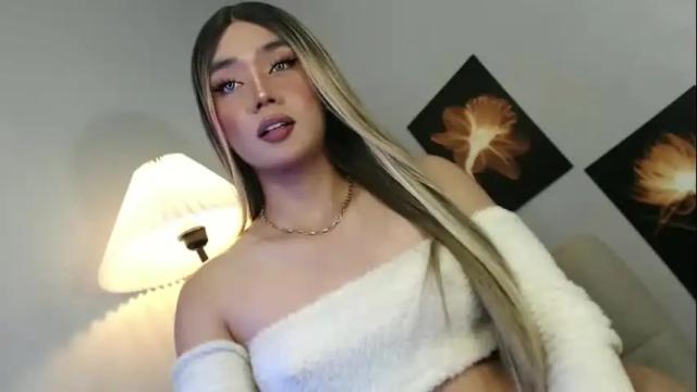 Image 4 of lovers_moon22 Stream on Chaturbate on 11 days ago