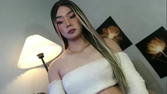 Image 2 of lovers_moon22 Stream on Chaturbate on 8 days ago