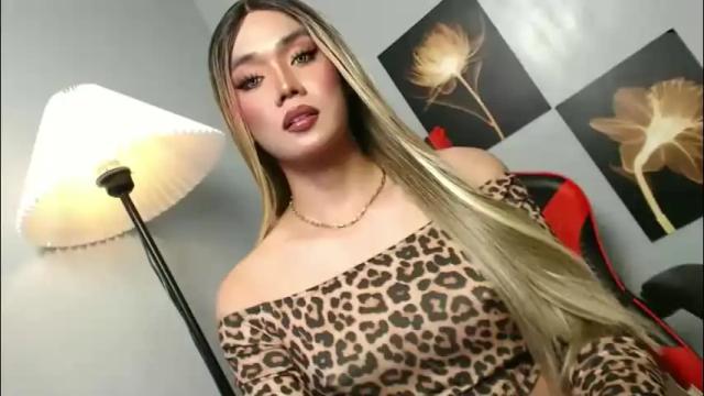 Image 11 of lovers_moon22 Stream on Chaturbate on 2 months ago