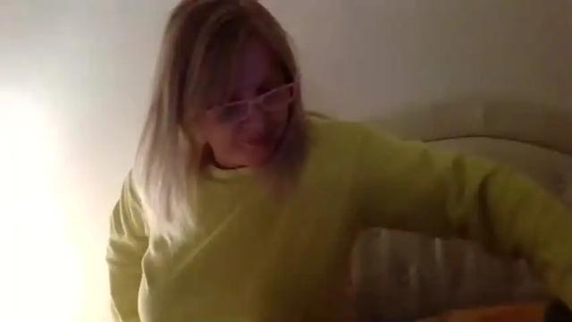 Image 10 of lovestar544963 Stream on Chaturbate on 14 months ago