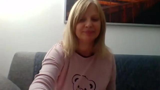 Image 10 of lovestar544963 Stream on Chaturbate on 14 months ago