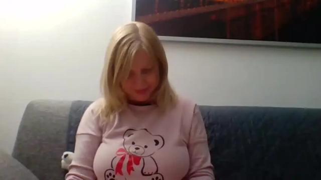 Image 8 of lovestar544963 Stream on Chaturbate on 14 months ago