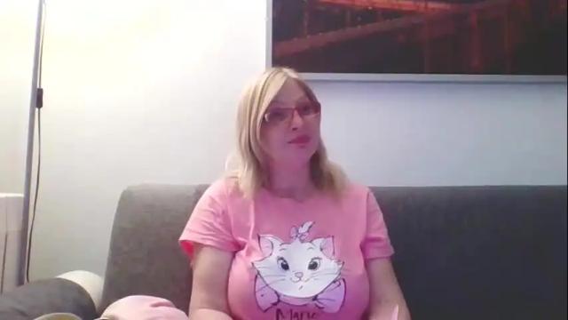 Image 3 of lovestar544963 Stream on Chaturbate on 1 month ago