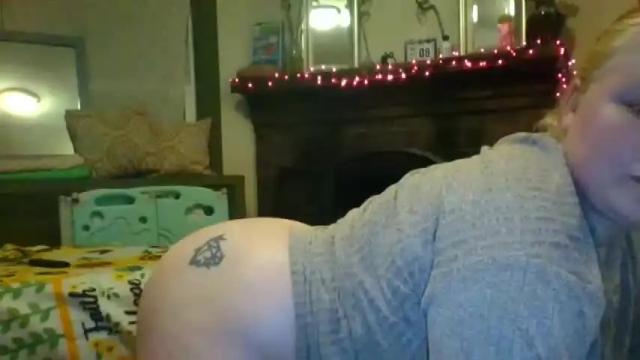 Image 4 of lovetubes101 Stream on Chaturbate on 15 months ago
