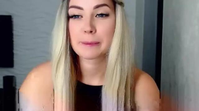 Image 2 of loveydovey88 Stream on Chaturbate on 22 months ago