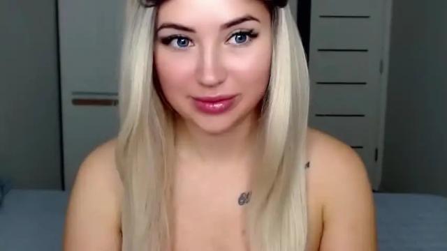 Image 4 of loveydovey88 Stream on Chaturbate on 22 months ago