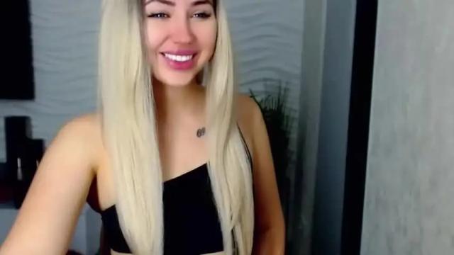 Image 6 of loveydovey88 Stream on Chaturbate on 19 months ago