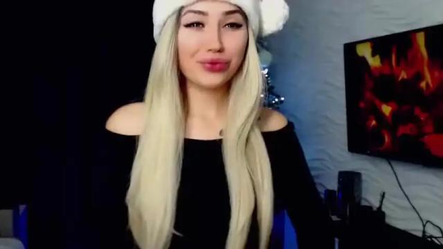 Image 3 of loveydovey88 Stream on Chaturbate on 19 months ago