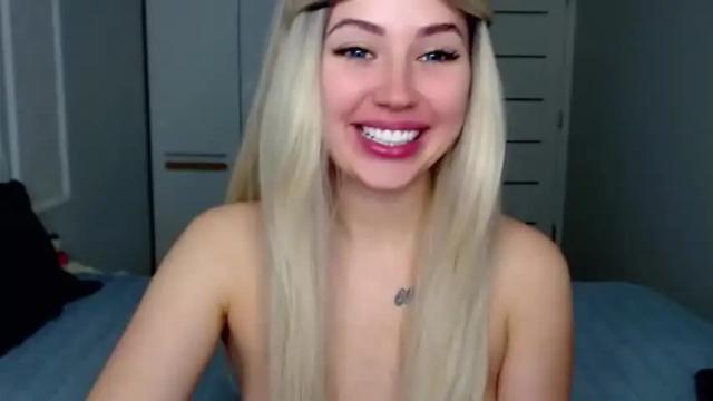 Image 12 of loveydovey88 Stream on Chaturbate on 16 months ago